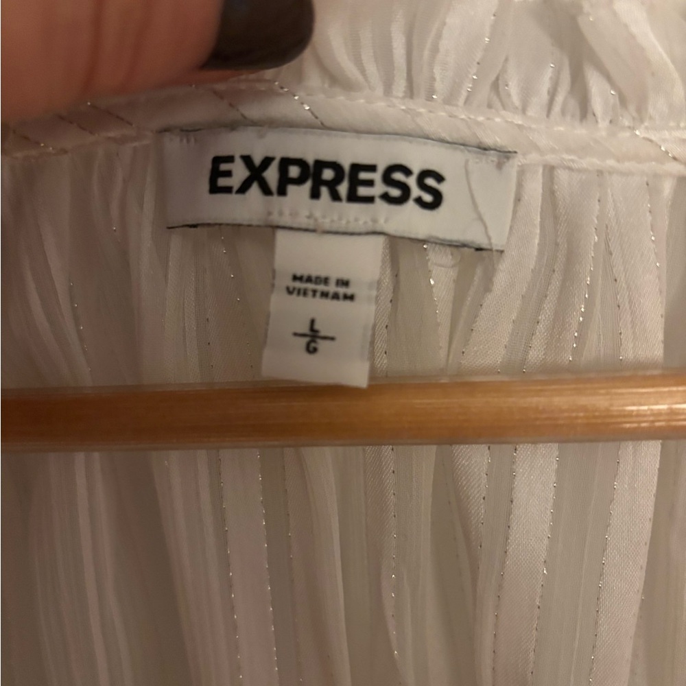 Express Top - Picture 2 of 3